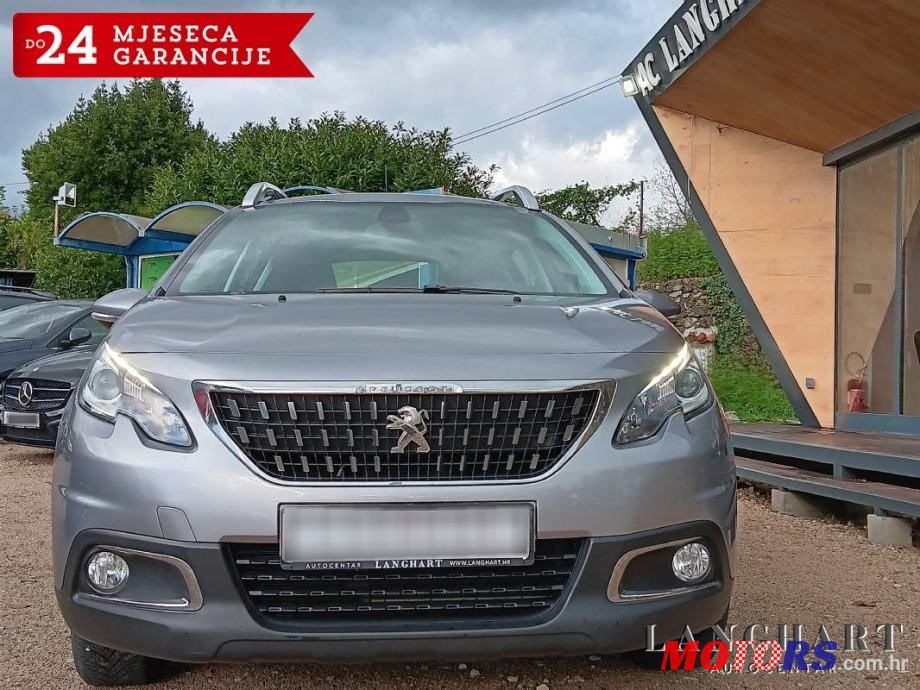2018' Peugeot 2008 1,2 Puretech photo #3