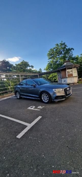 2017' Audi A3 2.0 Tdi S-Line photo #3