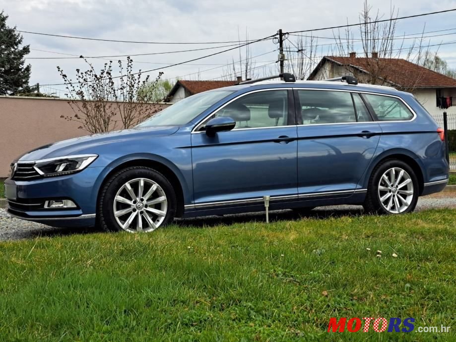 2015' Volkswagen Passat Variant photo #4