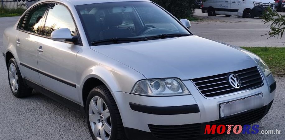 2005' Volkswagen Passat 1,9 Tdi photo #1