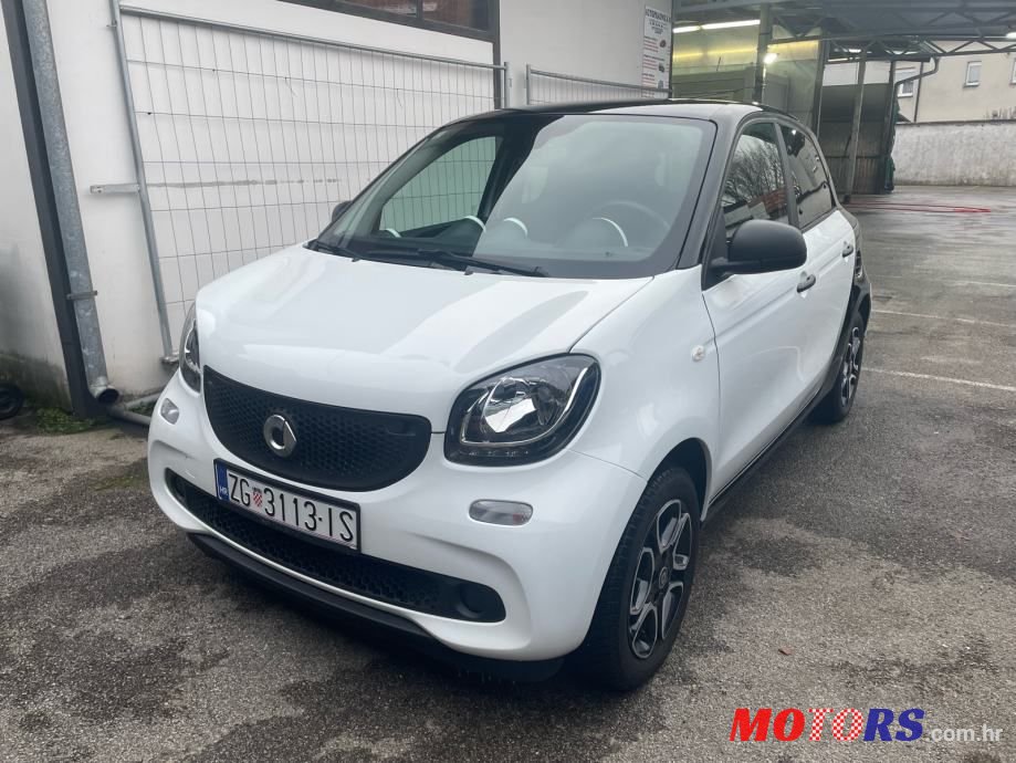 2019' Smart Forfour photo #2