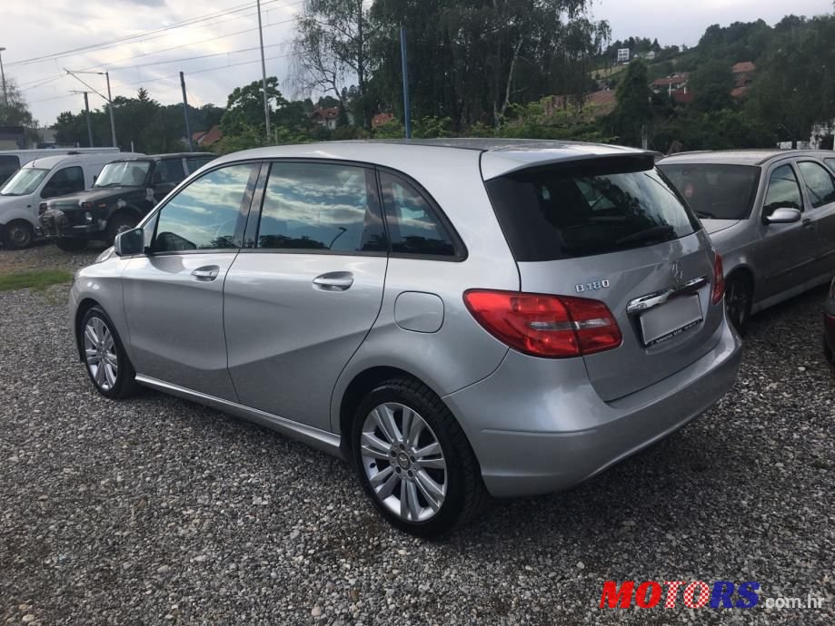 2013' Mercedes-Benz B-Klasa 180 Cdi photo #3