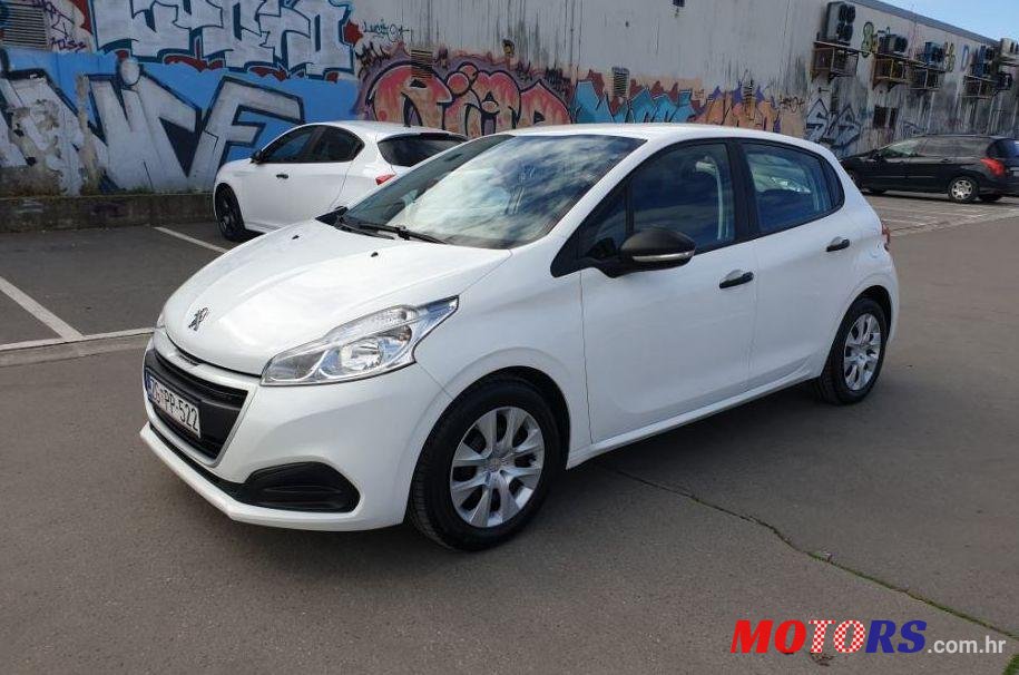 2015' Peugeot 208 1,6 Bluehdi photo #1