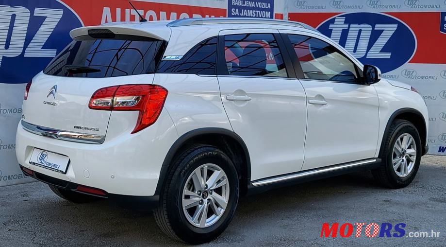 2016' Citroen C4 Aircross photo #6