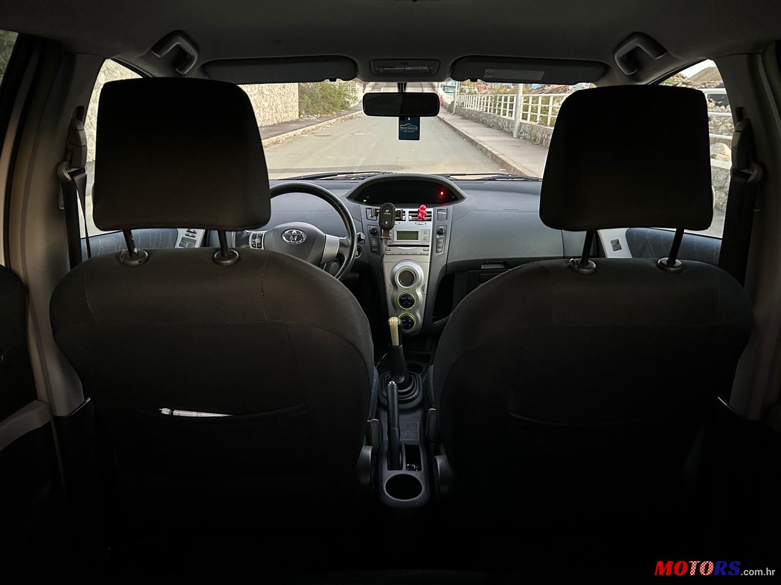 2007' Toyota Yaris 1,3 Vvt-I photo #6