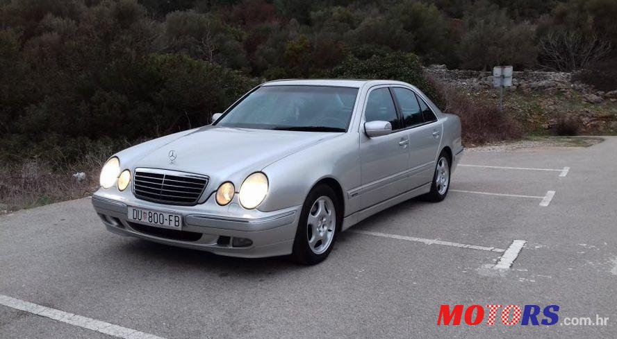 2000' Mercedes-Benz E-Klasa 270 photo #1