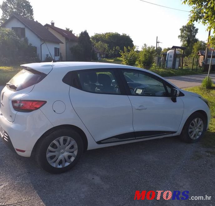 2017' Renault Clio Dci photo #1