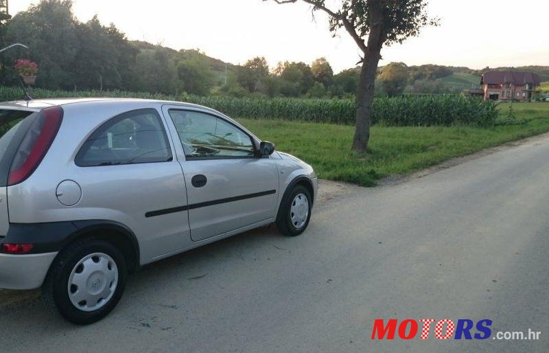 2003' Opel Corsa 1,2 16V photo #1