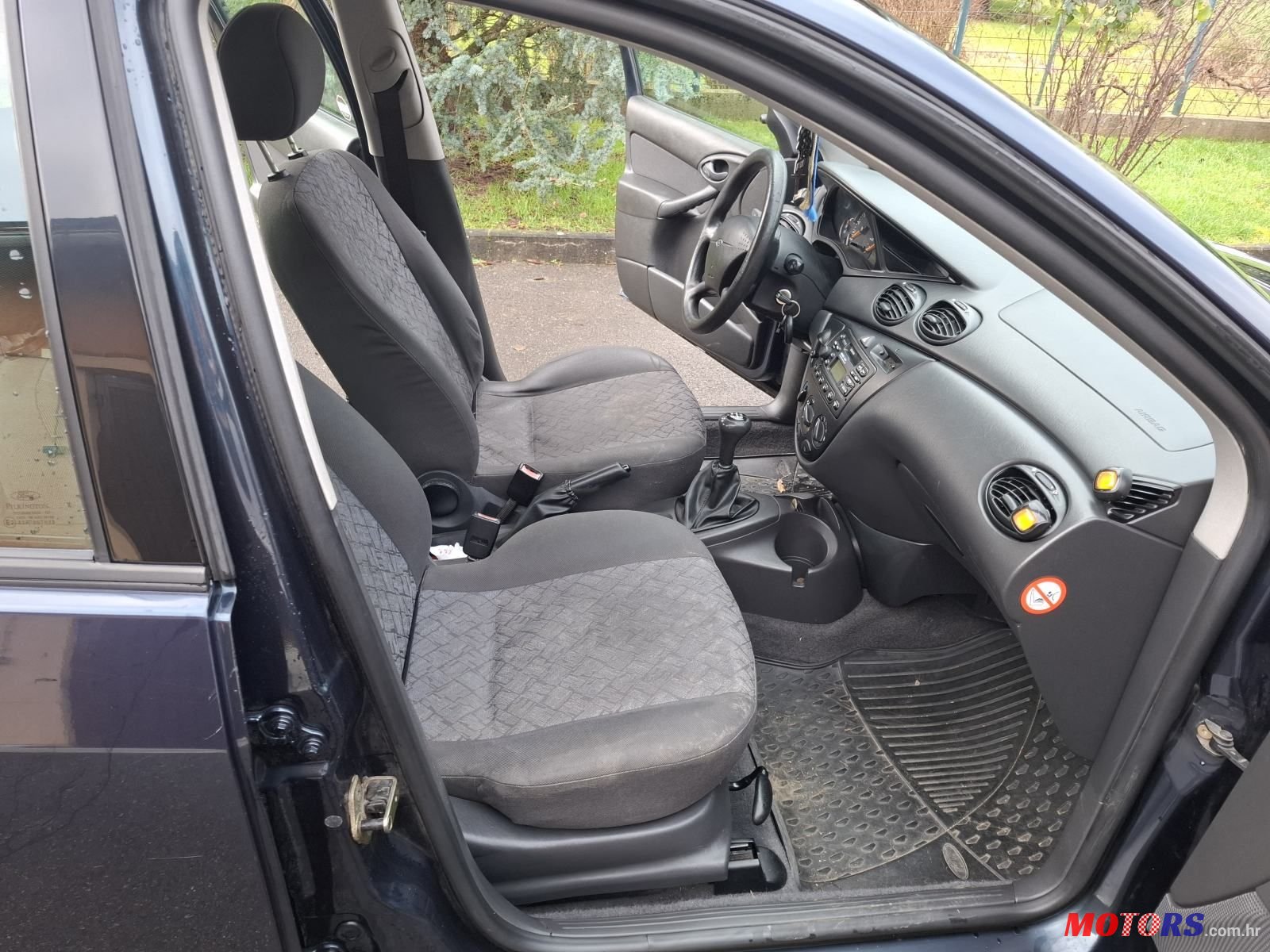 2001' Ford Focus 1,6 photo #5