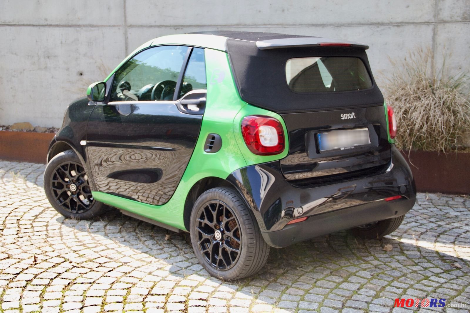 2017' Smart Fortwo photo #3