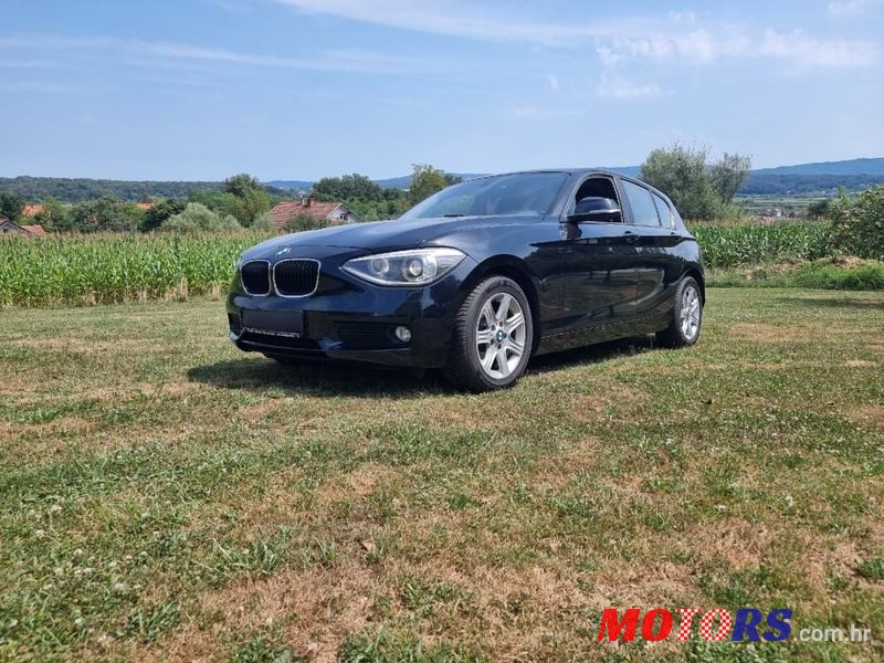 2013' BMW Serija 1 116D photo #2