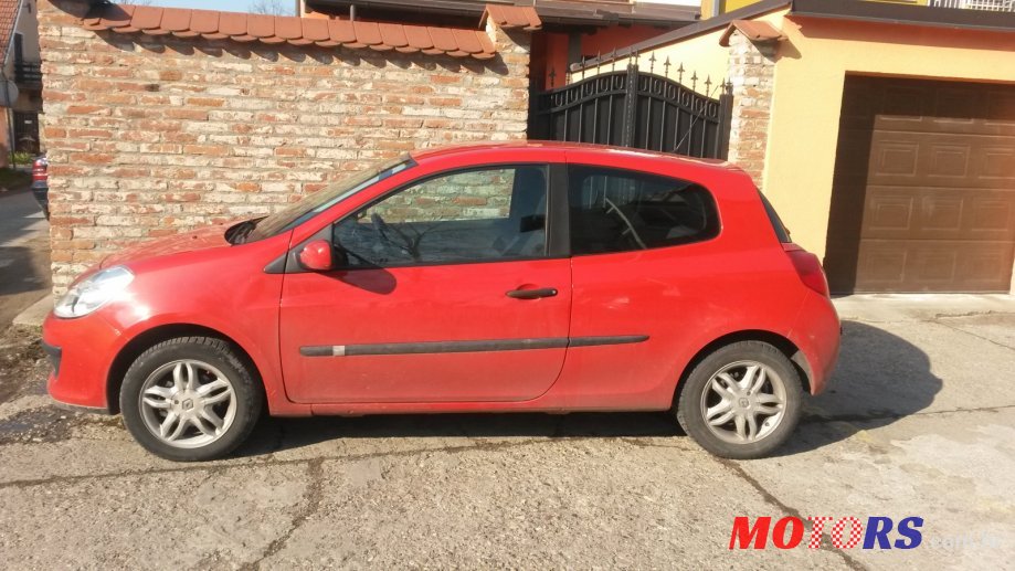 2006' Renault Clio photo #1