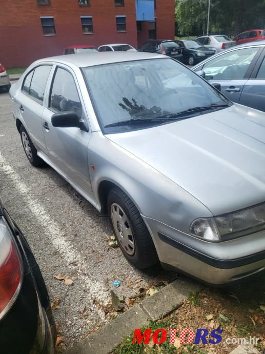 1999' Skoda Octavia 1,6 Glx photo #1