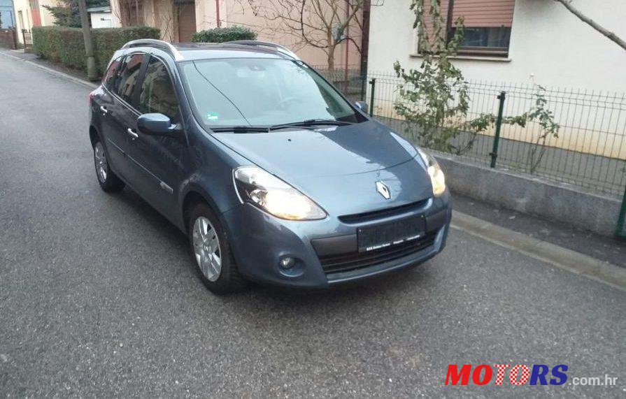 2009' Renault Clio 1,5 Dci photo #1