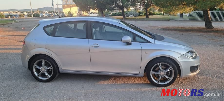 2010' SEAT Leon 1,6 Tdi photo #4