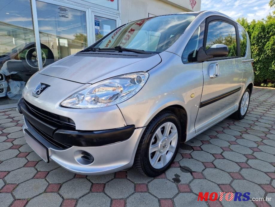2006' Peugeot 1007 1,4 Hdi photo #3