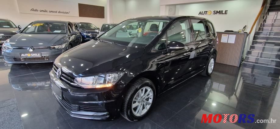 2016' Volkswagen Touran 1,6 Tdi photo #3