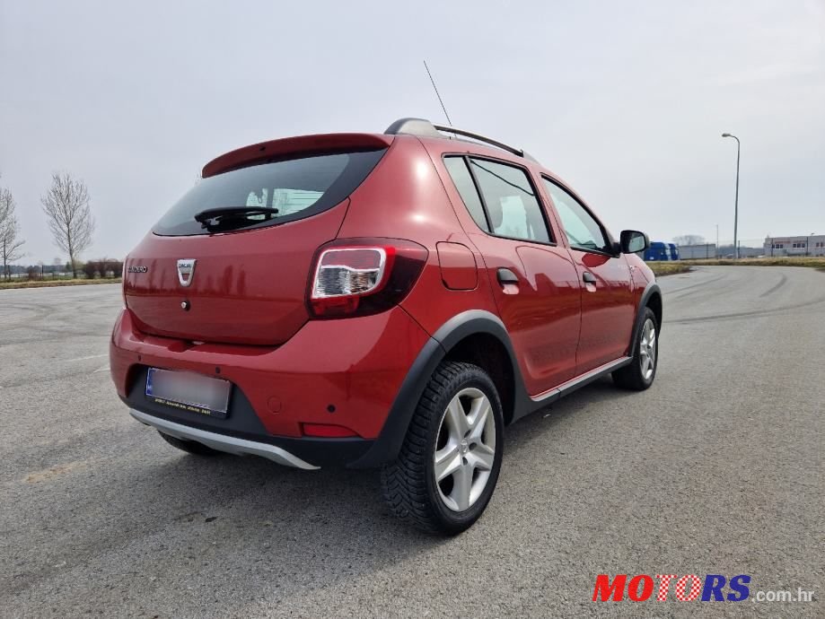 2013' Dacia Sandero 0,9 Tce 90 Prestige photo #4