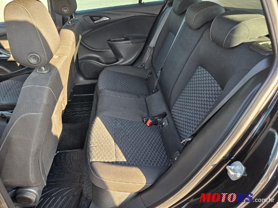 2019' Opel Astra 1,6 photo #6