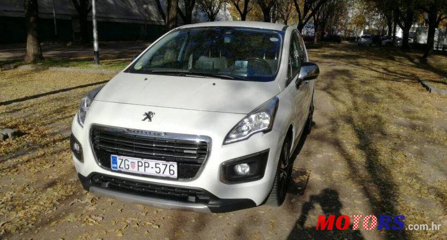 2014' Peugeot 3008 Hybrid4 photo #2