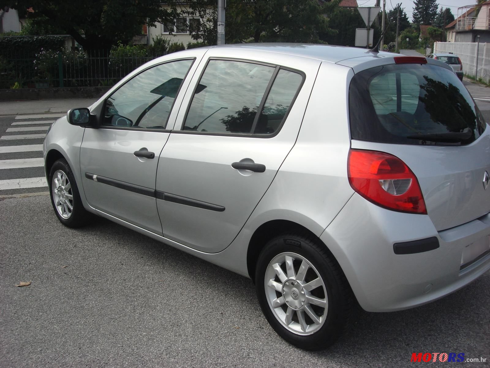 2007' Renault Clio 1,2 16V photo #2