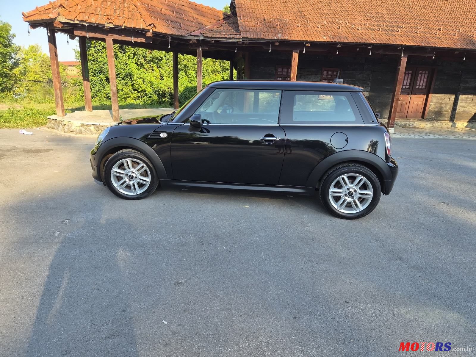 2013' MINI One Diesel photo #3
