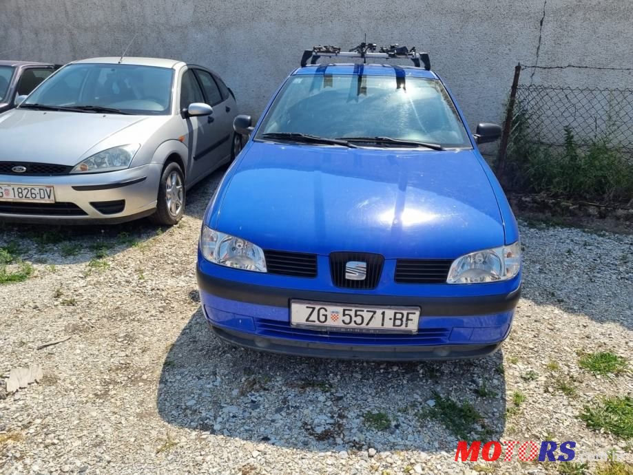 2002' SEAT Cordoba photo #1