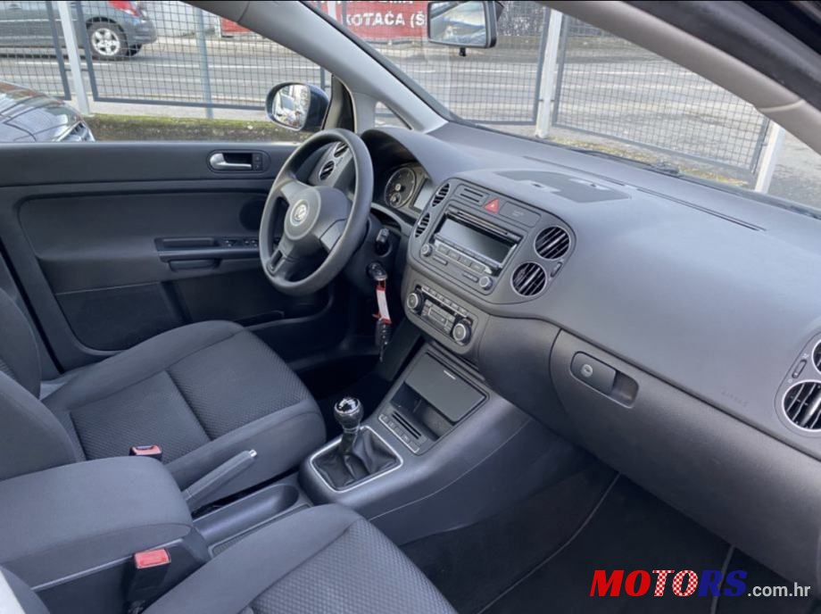 2011' Volkswagen Golf Plus 1,6 Tdi photo #5