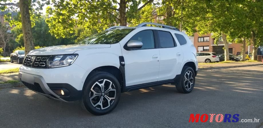 2018' Dacia Duster 1.6 Prestige photo #1