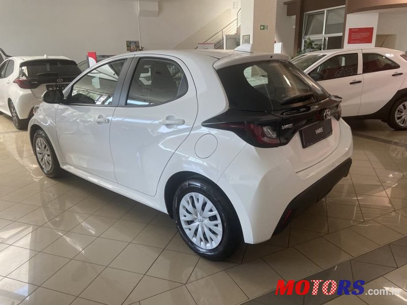 2022' Toyota Yaris 1,0 photo #6