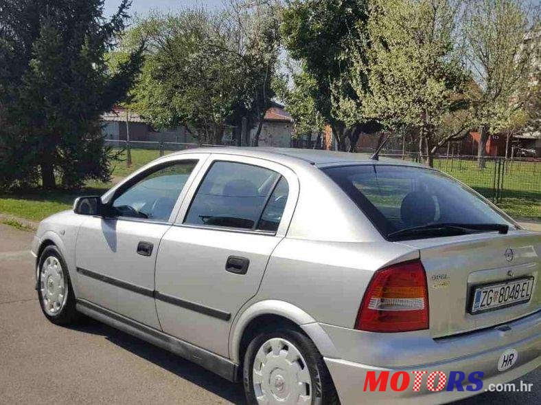 2001' Opel Astra 1,6 photo #2