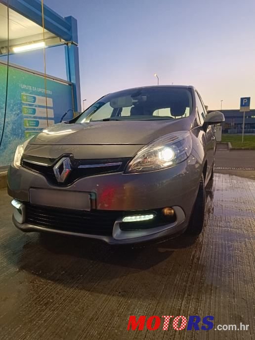 2013' Renault Scenic 1,5 Dci photo #3
