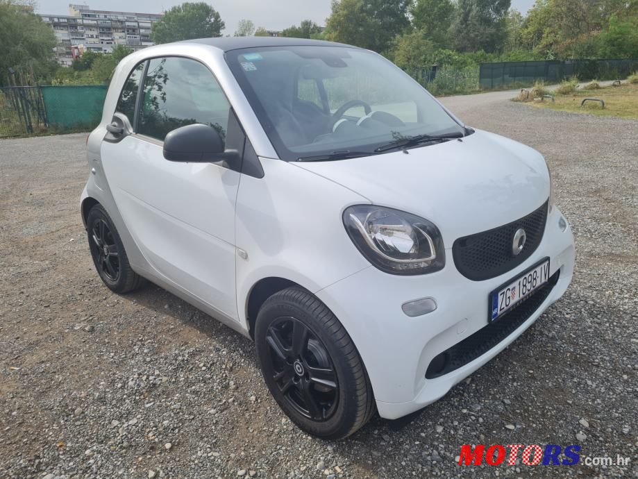 2017' Smart Fortwo photo #5