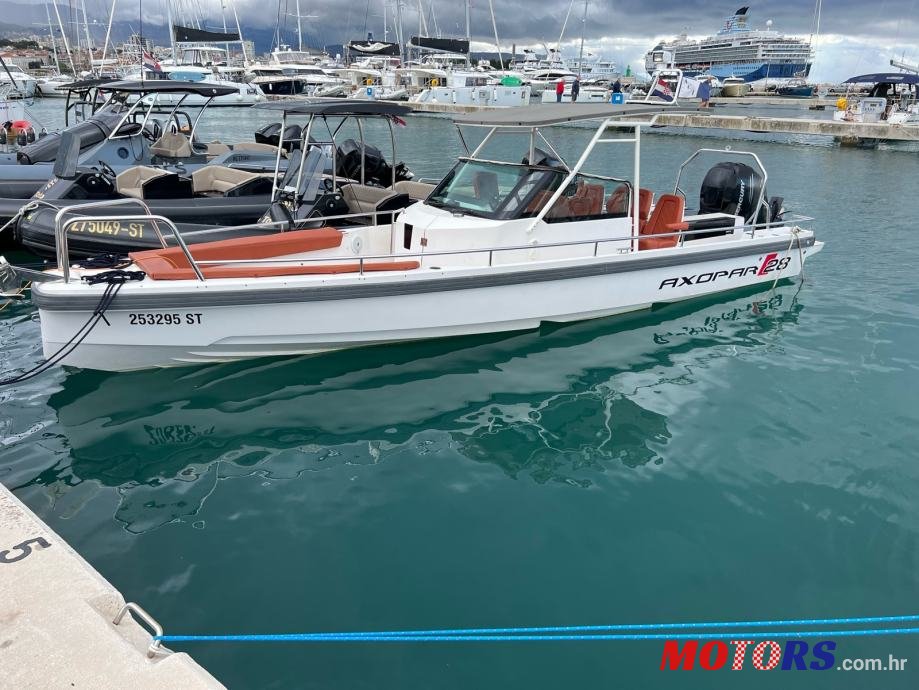 2017' Axopar 28 T-top photo #1