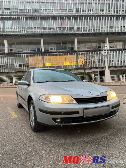 2002' Renault Laguna 1,8 16V photo #2