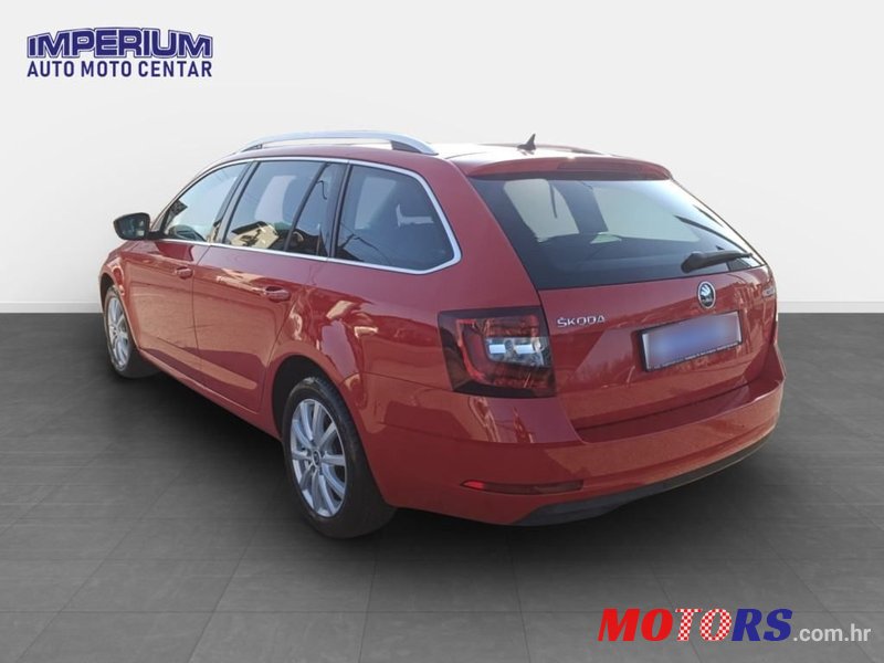 2018' Skoda Octavia Combi photo #6