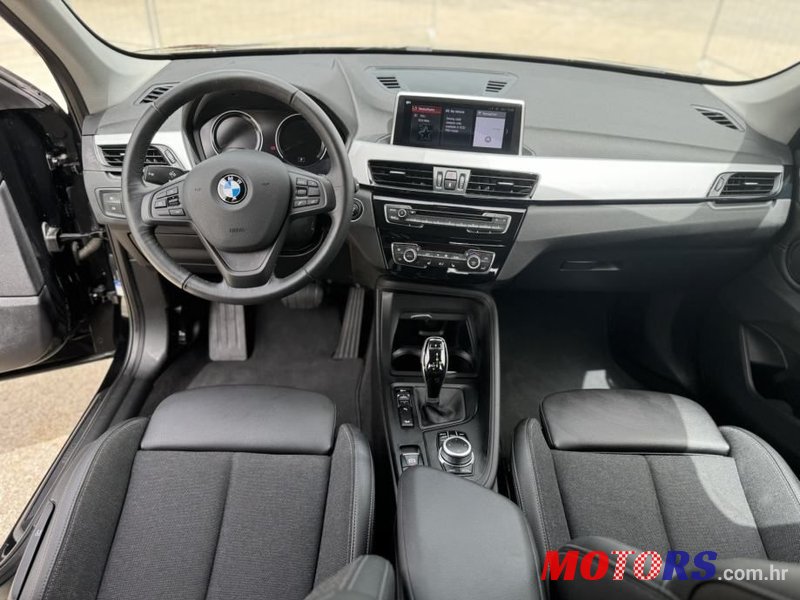 2021' BMW X1 Xdrive18D photo #4