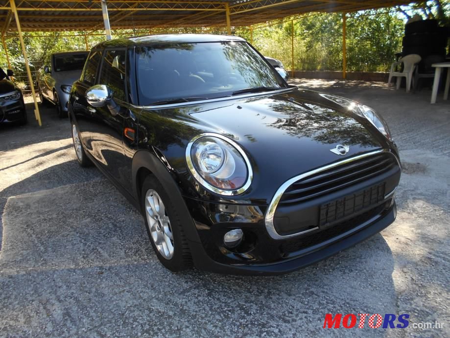 2018' MINI Cooper photo #3