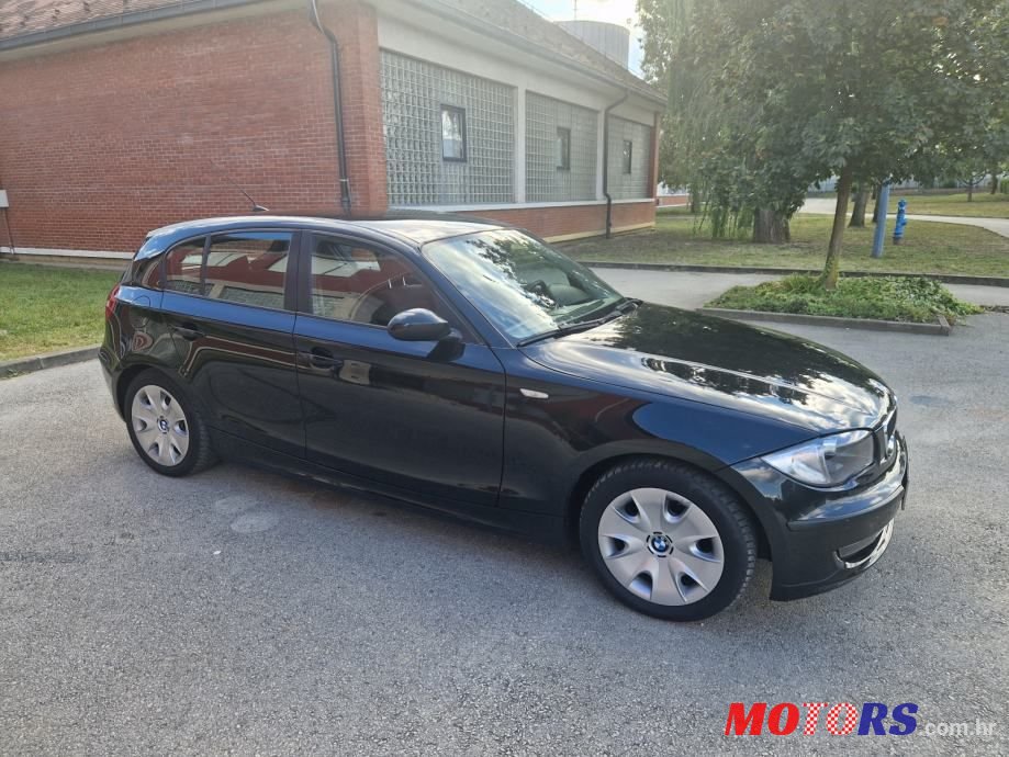2008' BMW Serija 1 118D photo #2