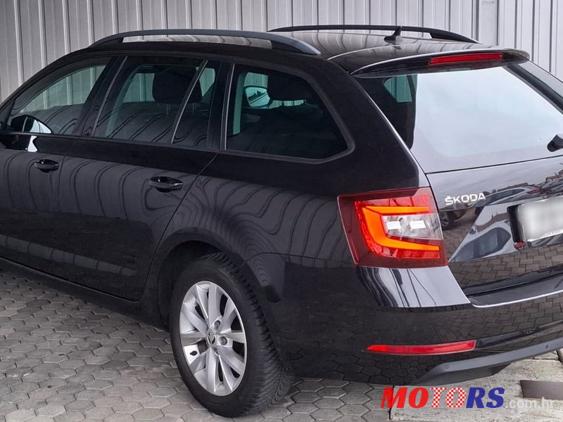 2019' Skoda Octavia Combi photo #3