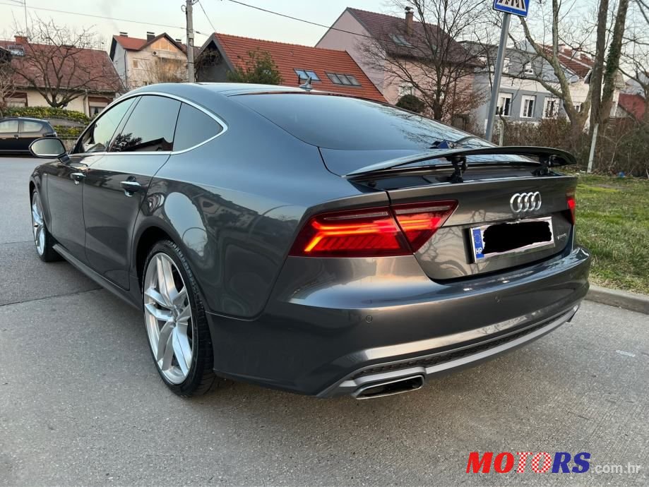 2015' Audi A7 photo #6