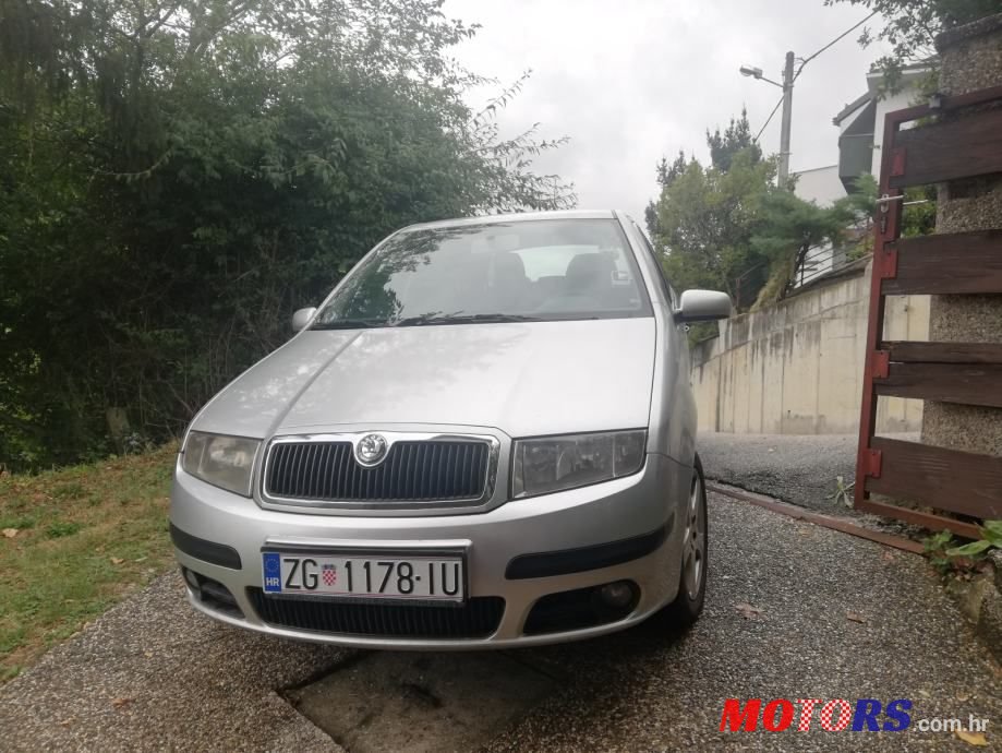 2007' Skoda Fabia Combi photo #2