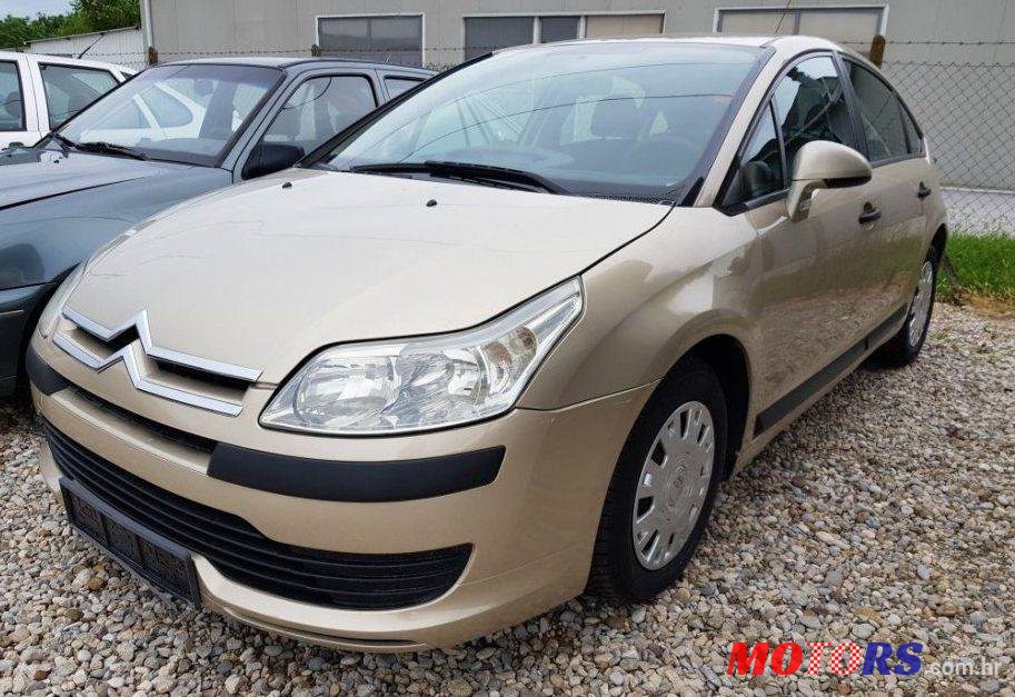 2005' Citroen C4 1,4 I 16V X photo #1