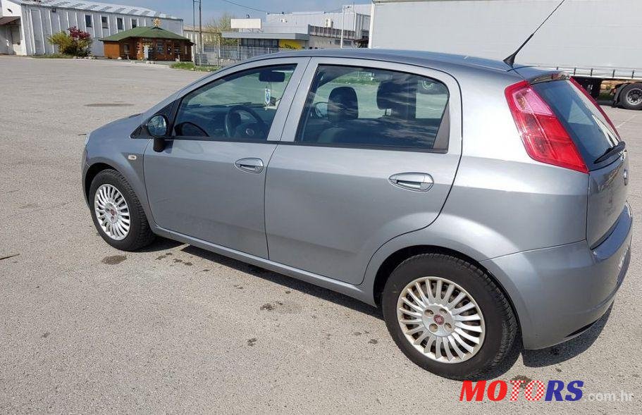2008' Fiat Grande Punto 1,4 photo #2