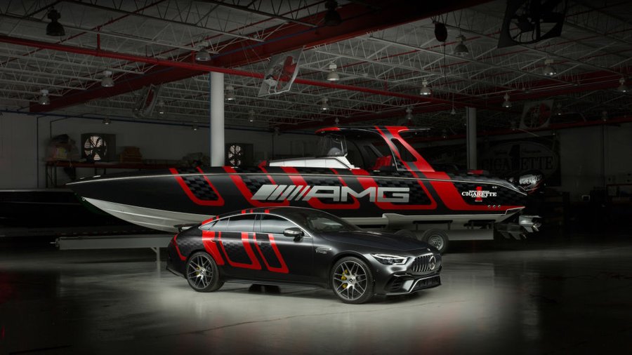 Mercedes-AMG and Cigarette Racing collaborate on a special speedboat