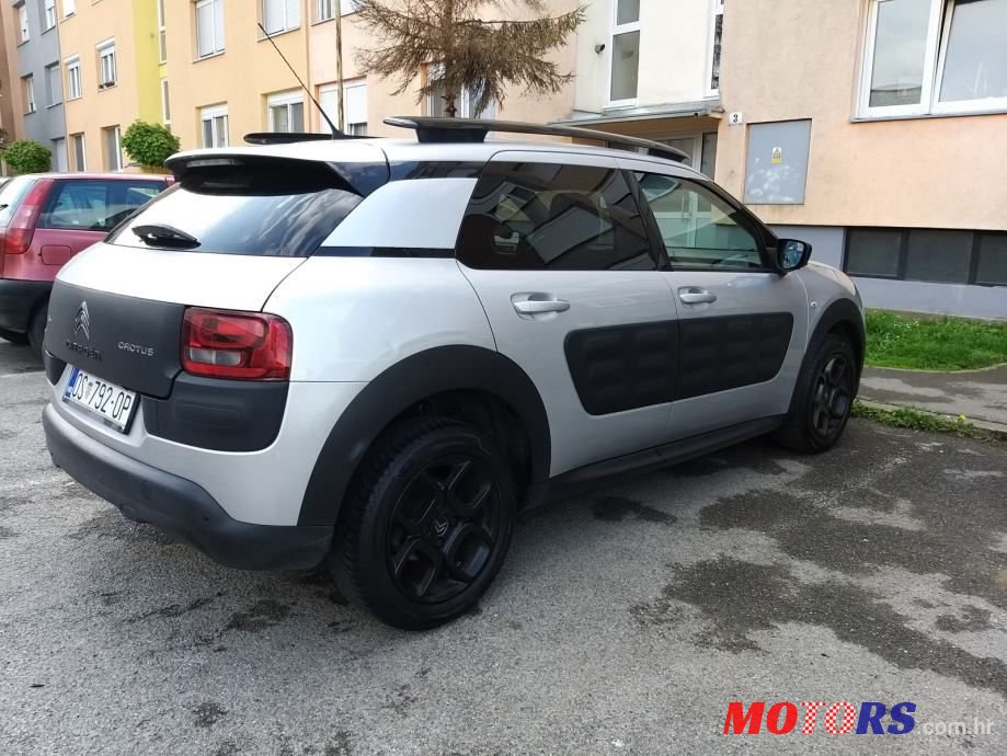 2015' Citroen C4 Cactus photo #6