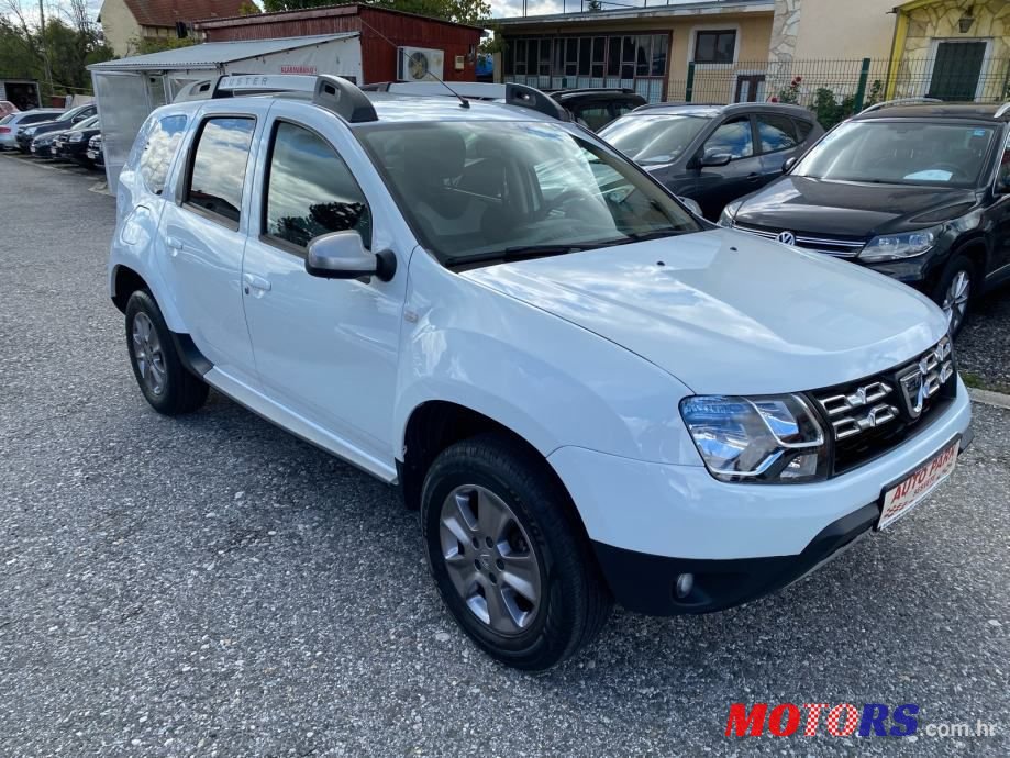 2016' Dacia Duster photo #5