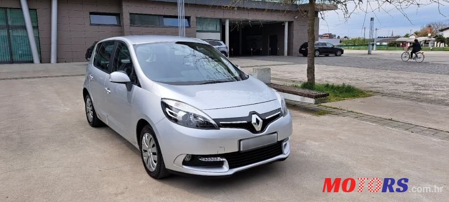 2013' Renault Scenic 1,5 Dci photo #2