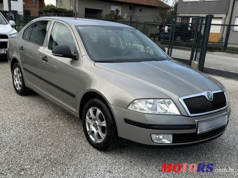 2011' Skoda Octavia 1,6 photo #4