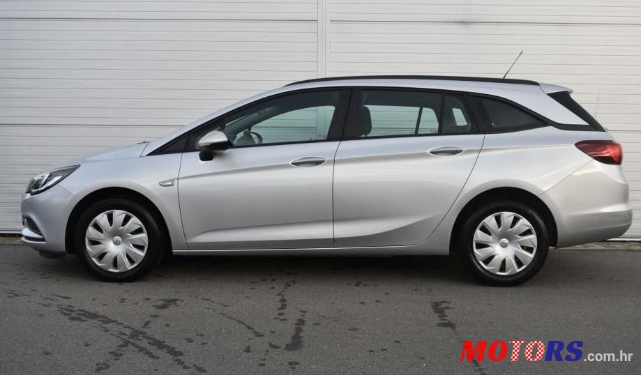 2017' Opel Astra Karavan 1.6 Cdti photo #1